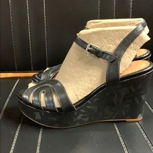 Clark wedges Amelia page black leather 8